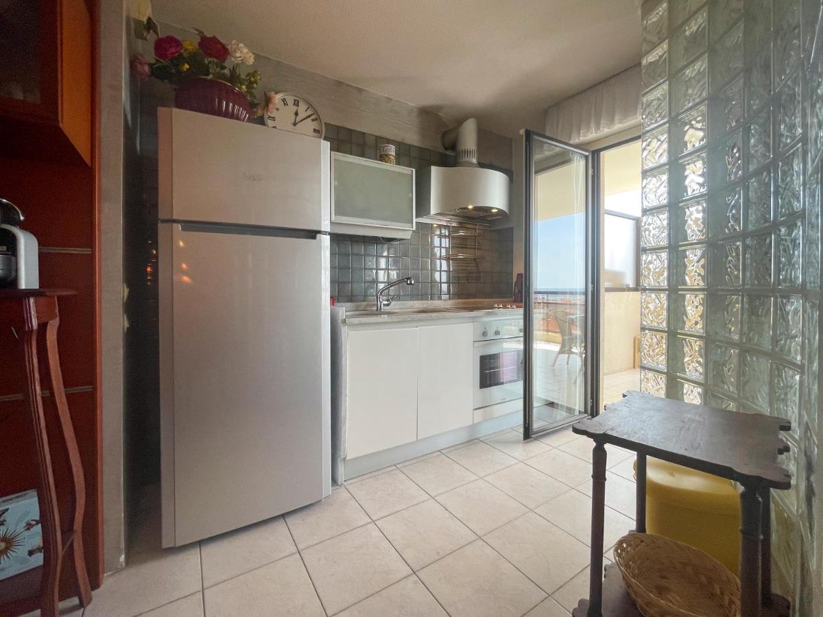 Ferienwohnung La Dolce Vita 5 Pers Parking Terrazza Nizza Exterior foto